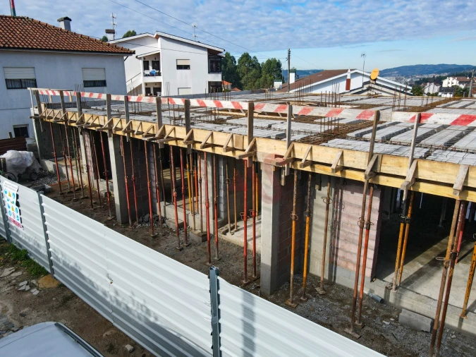 Moradia T3 para Venda em Macieira da Lixa e Caramos Foto 12