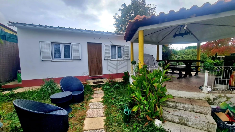 Moradia T3 para Arrendamento em Azeitão (São Lourenço e São Simão) Foto 1