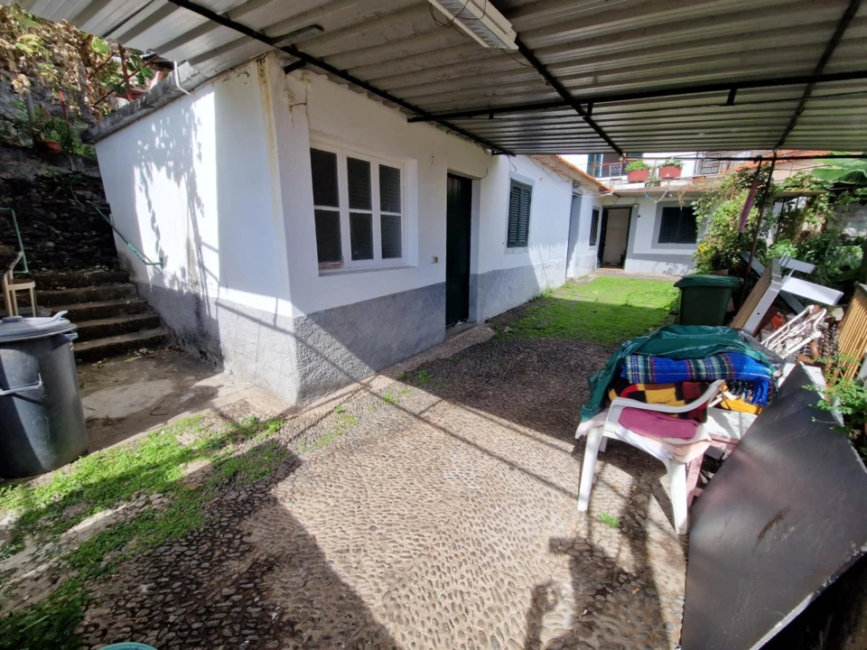 Moradia T4 para Venda em Imaculado Coração de Maria Foto 1