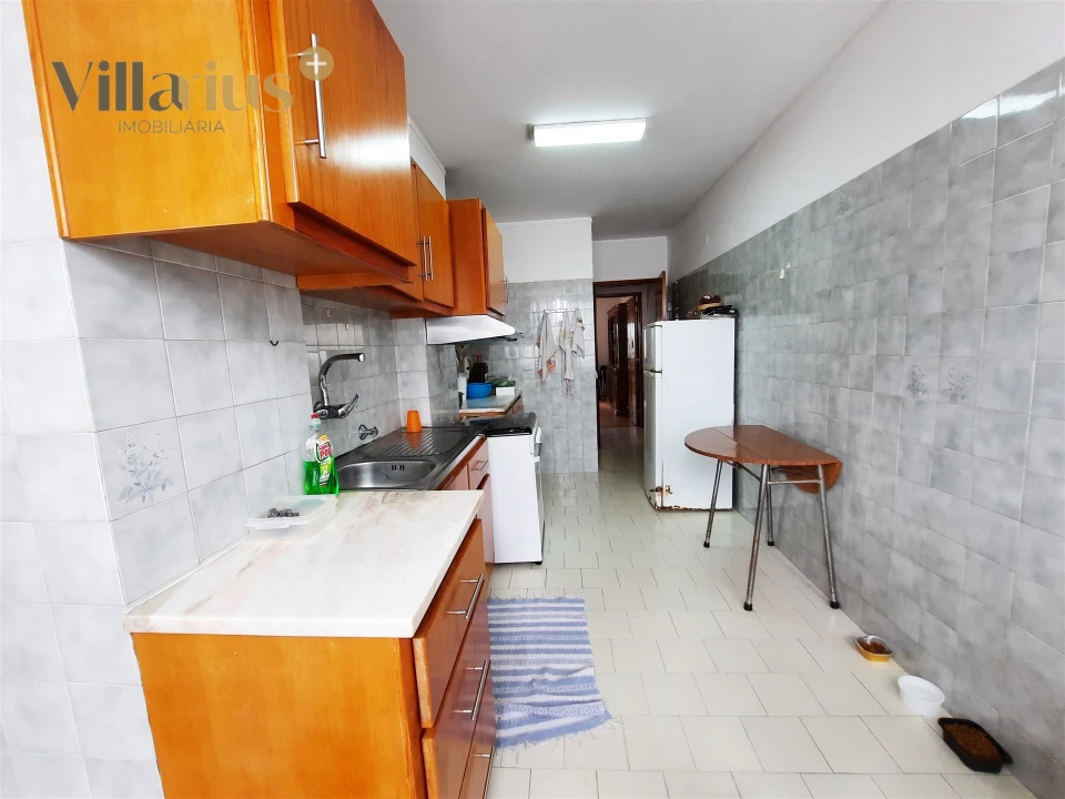 Apartamento T3 para Venda em São João Baptista e Santa Maria dos Olivais Foto 6