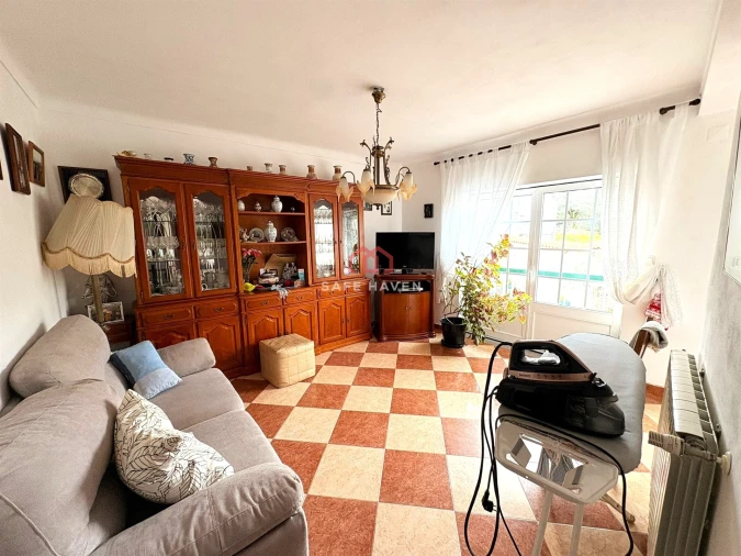 Moradia T4 para Venda em Quintela de Azurara Foto 2