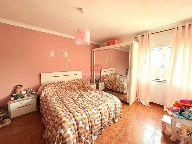 Moradia T4 para Venda em Quintela de Azurara Foto 7