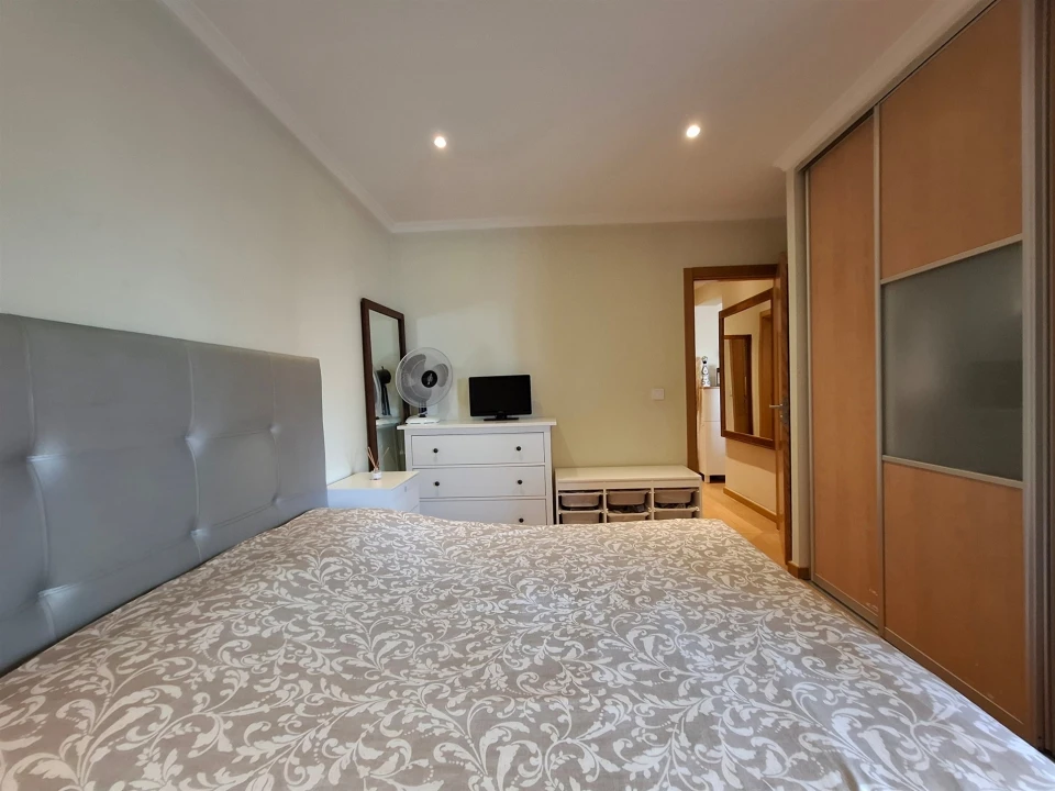 Apartamento T2 para Venda em Quarteira Foto 43