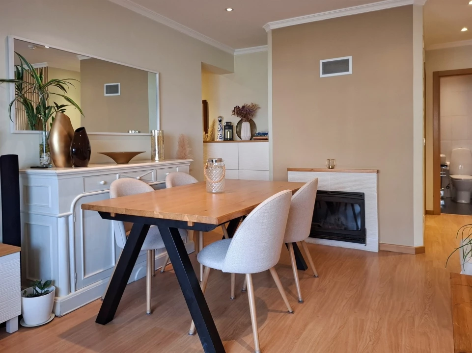 Apartamento T2 para Venda em Quarteira Foto 7