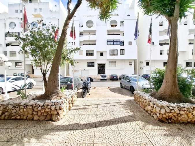 Apartamento T2 para Venda em Quarteira Foto 54