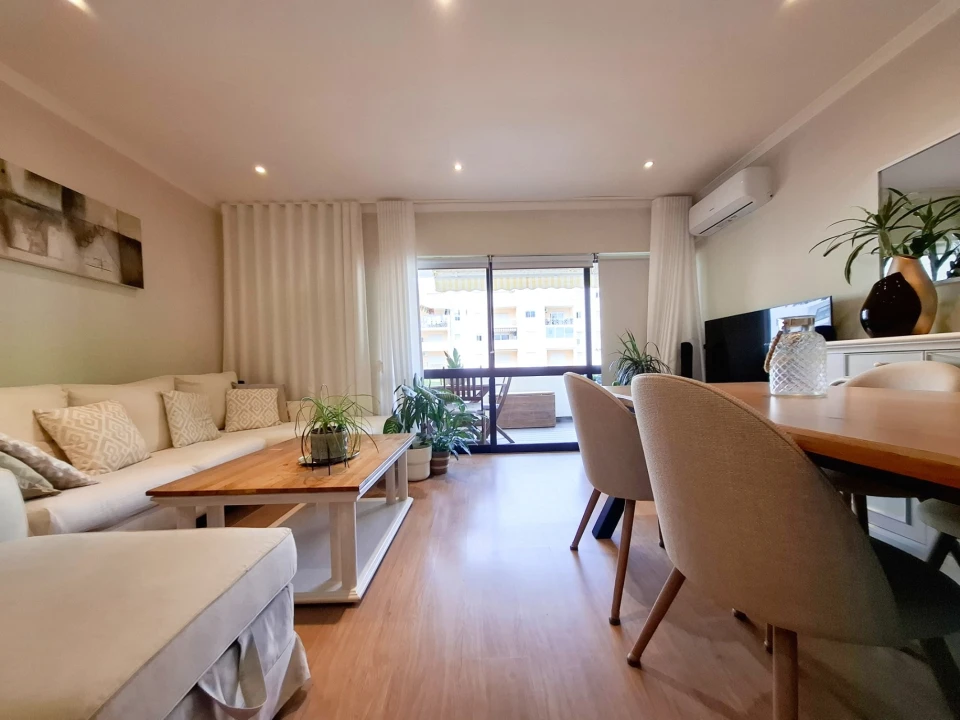 Apartamento T2 para Venda em Quarteira Foto 27