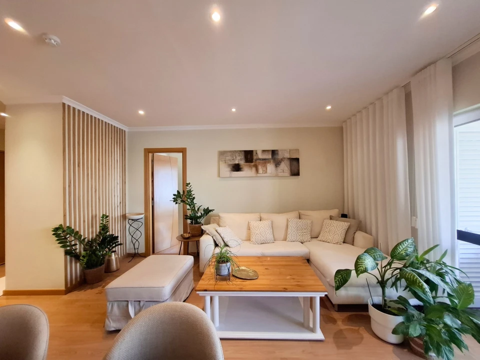 Apartamento T2 para Venda em Quarteira Foto 31