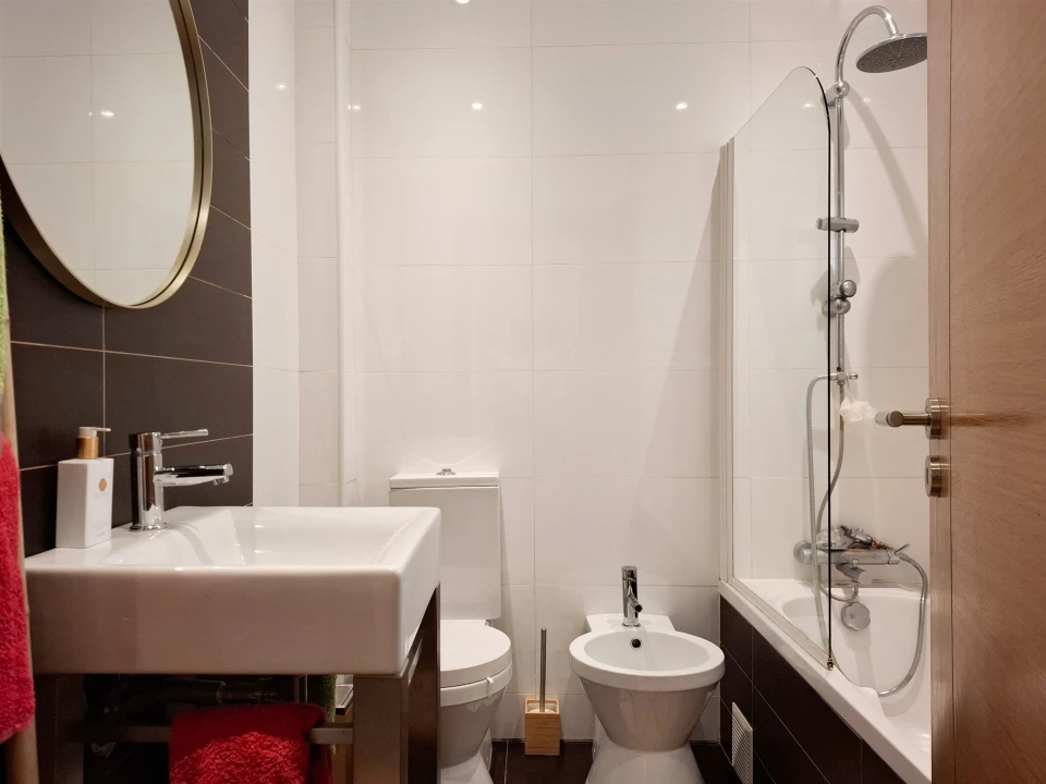 Apartamento T2 para Venda em Quarteira Foto 35