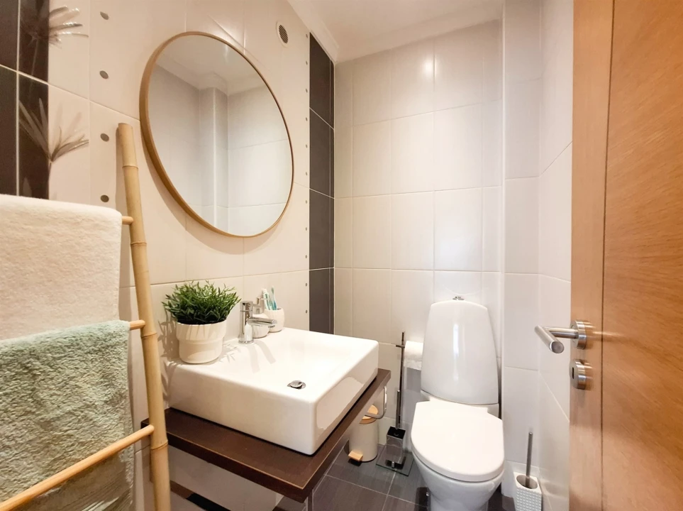 Apartamento T2 para Venda em Quarteira Foto 13