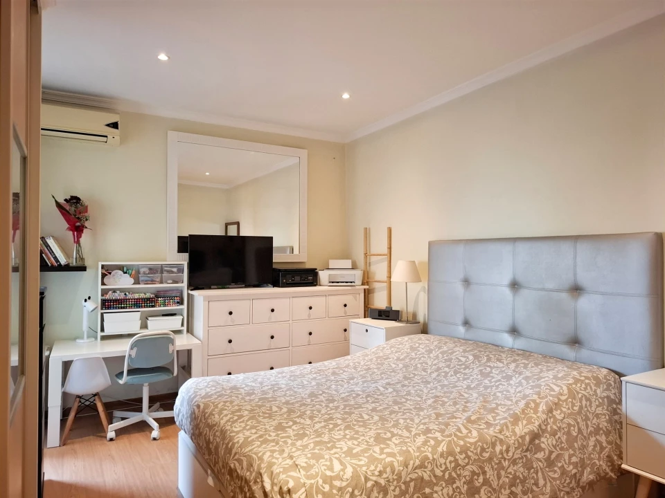 Apartamento T2 para Venda em Quarteira Foto 39