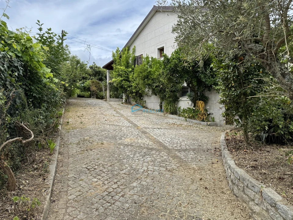 Moradia T5 para Venda em Arroios Foto 8