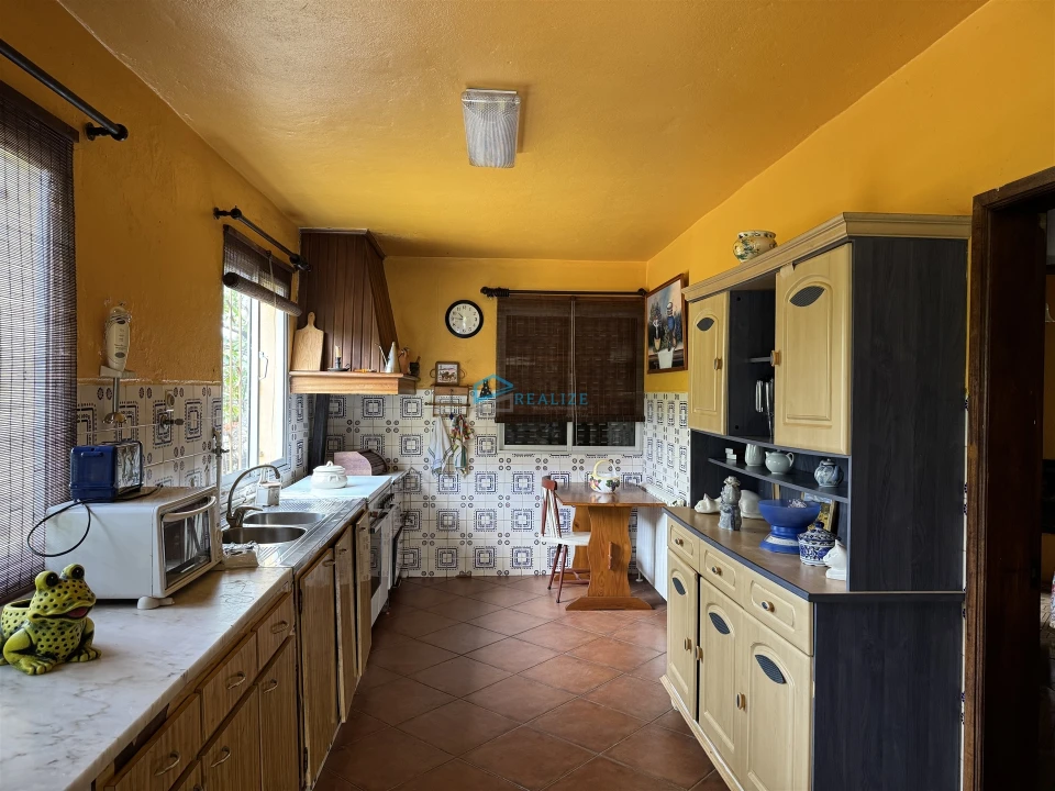 Moradia T5 para Venda em Arroios Foto 32