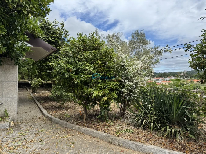 Moradia T5 para Venda em Arroios Foto 11