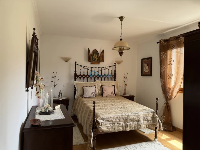 Moradia T5 para Venda em Arroios Foto 56