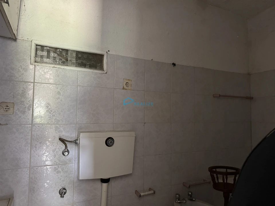 Moradia T5 para Venda em Arroios Foto 65