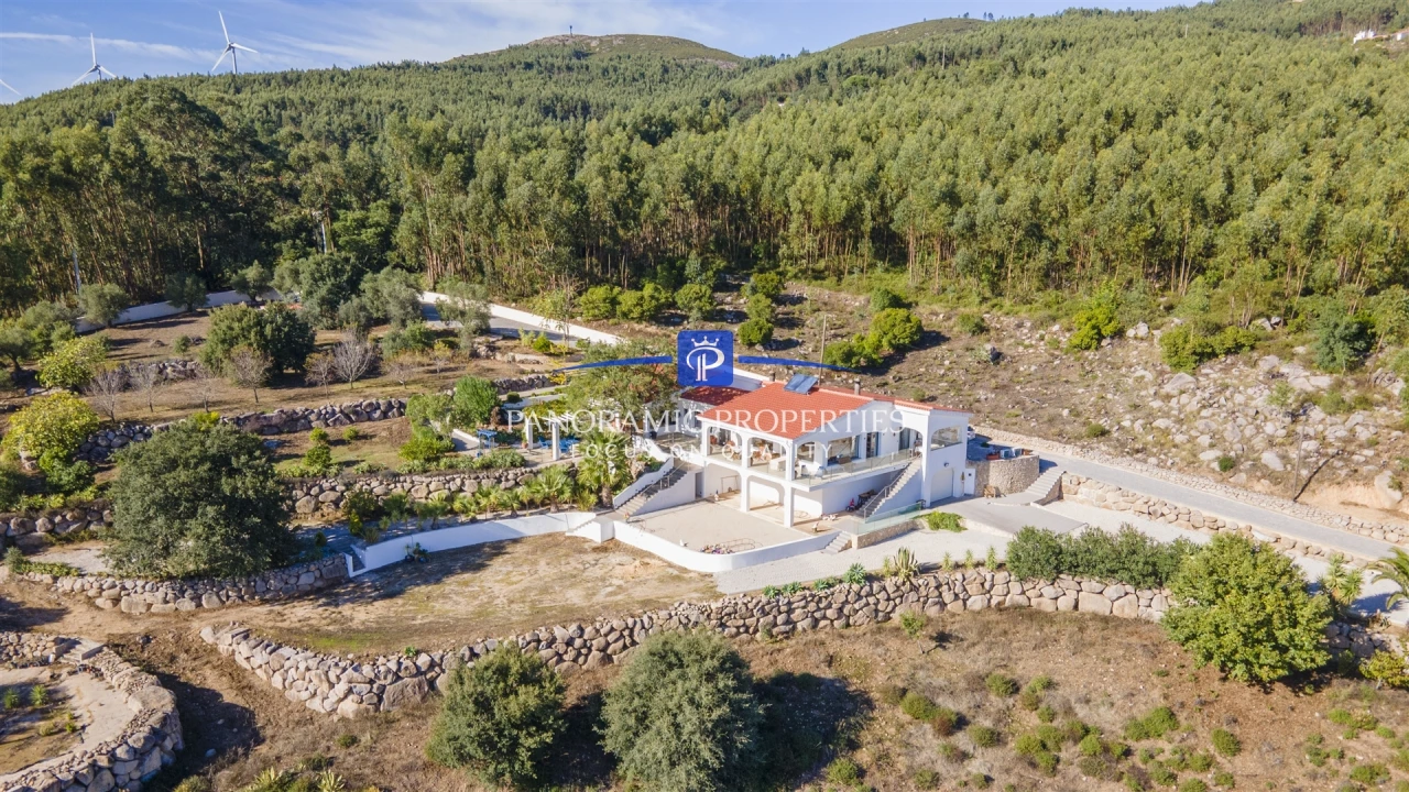 Moradia T3 para Venda em Monchique Foto 2