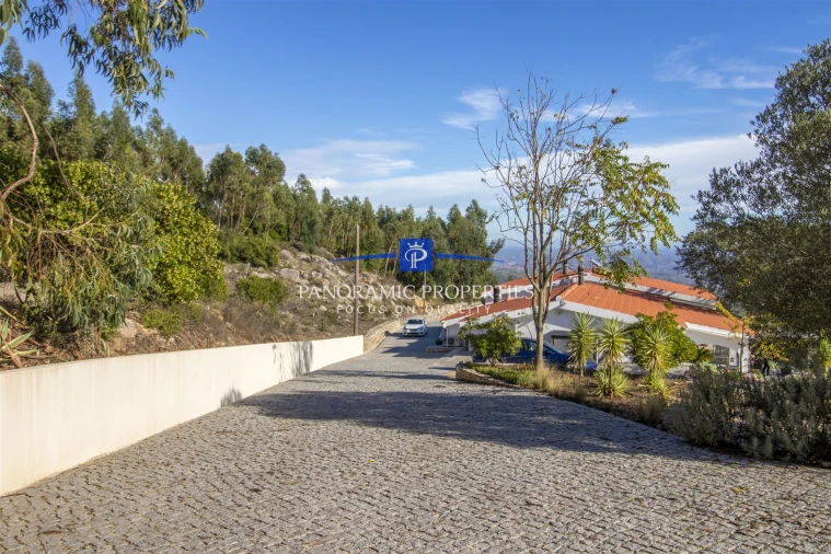 Moradia T3 para Venda em Monchique Foto 14