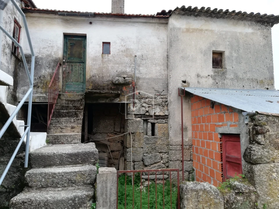 Moradia T2 para Venda em Currelos, Papízios e Sobral Foto 6