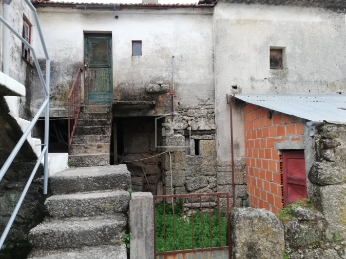 Moradia T2 para Venda em Currelos, Papízios e Sobral Foto 5