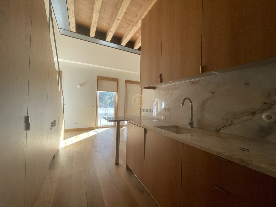 Apartamento T1 para Arrendamento em Viseu Foto 1