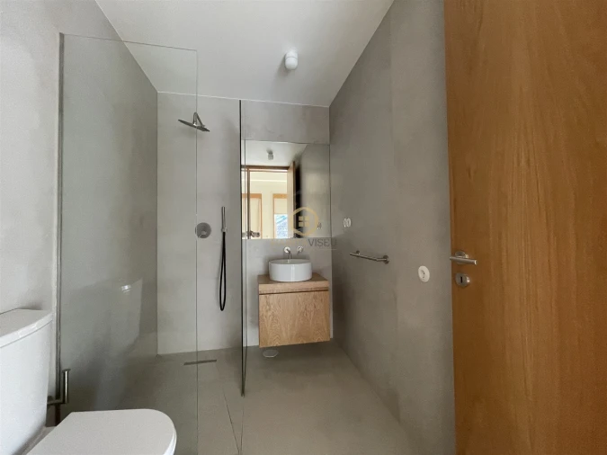 Apartamento T1 para Arrendamento em Viseu Foto 3