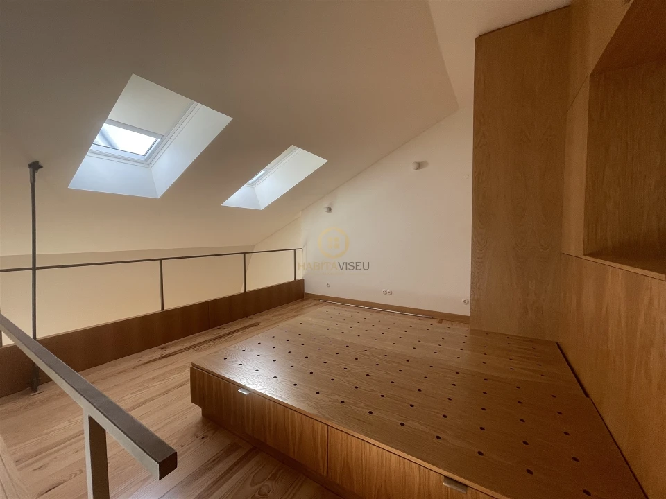 Apartamento T1 para Arrendamento em Viseu Foto 9