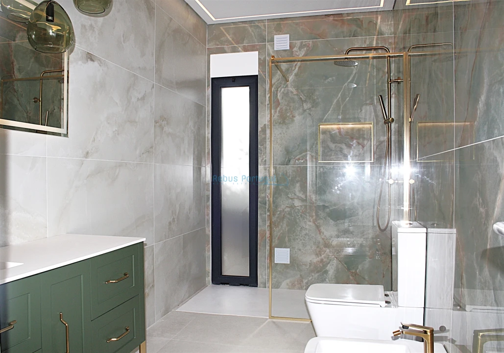 Moradia T4 para Venda em São Brás de Alportel Foto 8