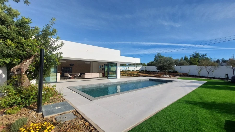 Moradia T4 para Venda em São Brás de Alportel Foto 30