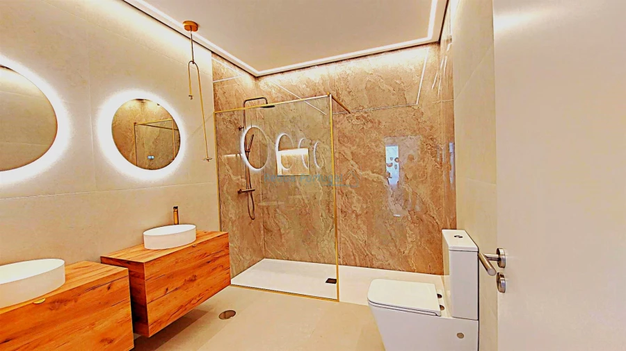 Moradia T4 para Venda em São Brás de Alportel Foto 11