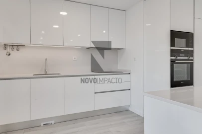 Apartamento T5 para Venda em Montijo e Afonsoeiro