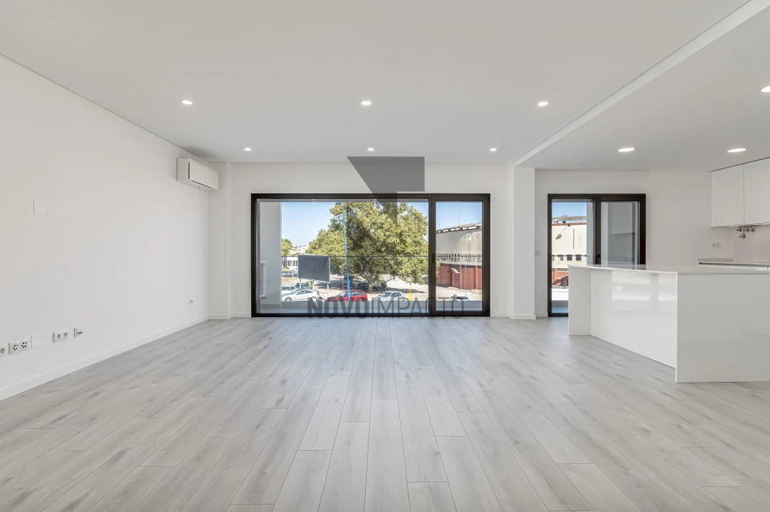 Apartamento T5 para Venda em Montijo e Afonsoeiro Foto 3