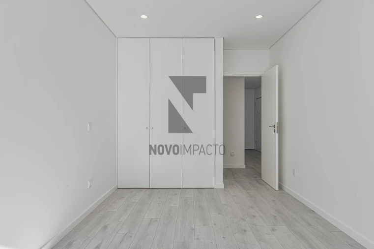 Apartamento T5 para Venda em Montijo e Afonsoeiro Foto 18