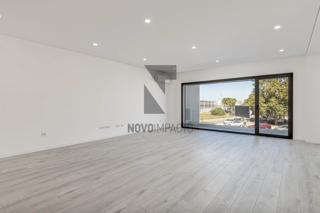 Apartamento T5 para Venda em Montijo e Afonsoeiro Foto 2