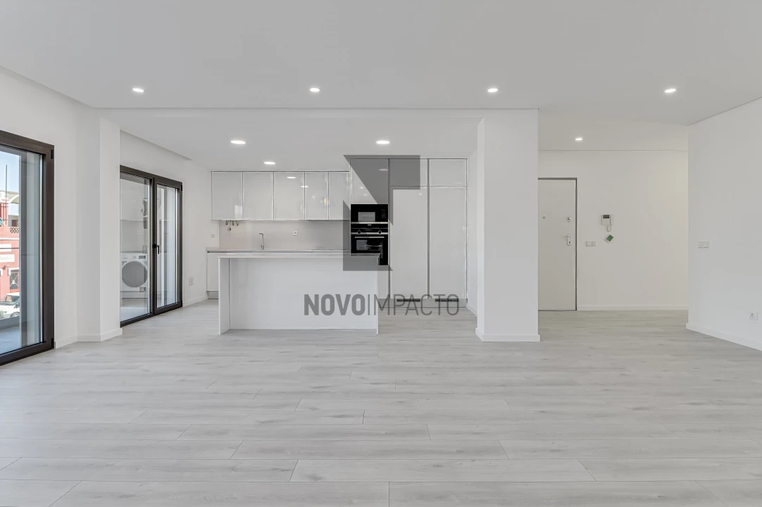 Apartamento T5 para Venda em Montijo e Afonsoeiro Foto 8