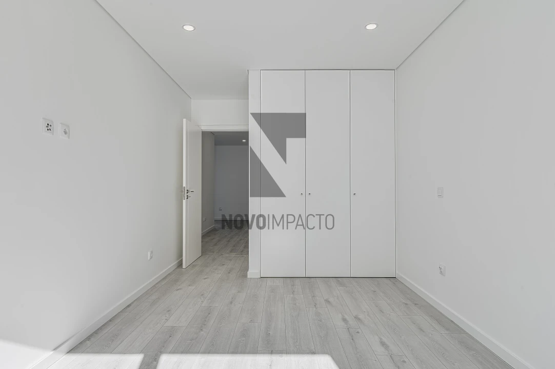 Apartamento T5 para Venda em Montijo e Afonsoeiro Foto 14