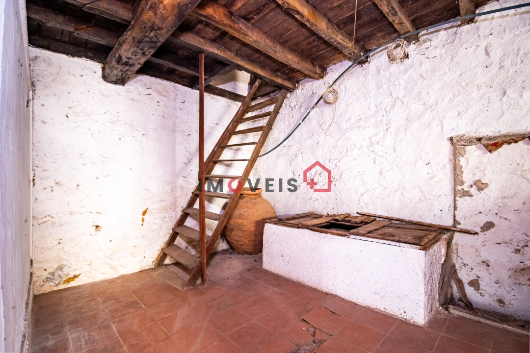 Moradia T3 para Venda em Alqueidão da Serra Foto 12