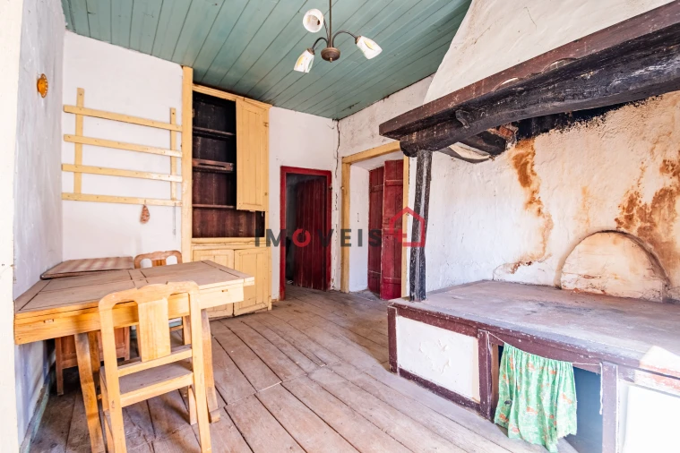 Moradia T3 para Venda em Alqueidão da Serra Foto 14