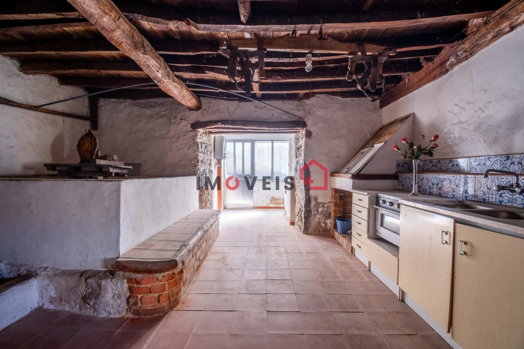 Moradia T3 para Venda em Alqueidão da Serra Foto 7