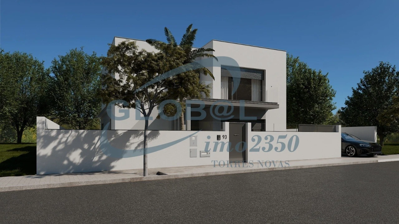 Moradia T4 para Venda em Nossa Sra de Fatima Foto 5