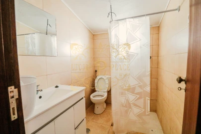 Moradia T2 para Venda em Sesimbra (Castelo)