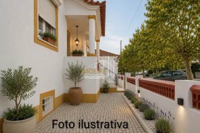 Moradia T7 para Venda em Vimieiro