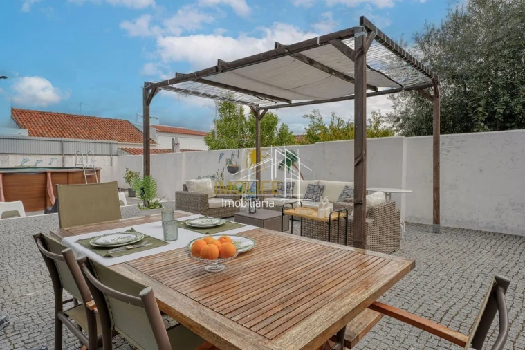 Moradia T7 para Venda em Vimieiro