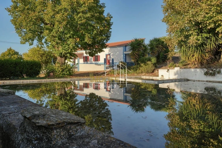 Quinta T3 para Venda em Terrugem e Vila Boim Foto 2