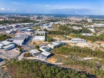 Terreno para Venda em Marrazes e Barosa