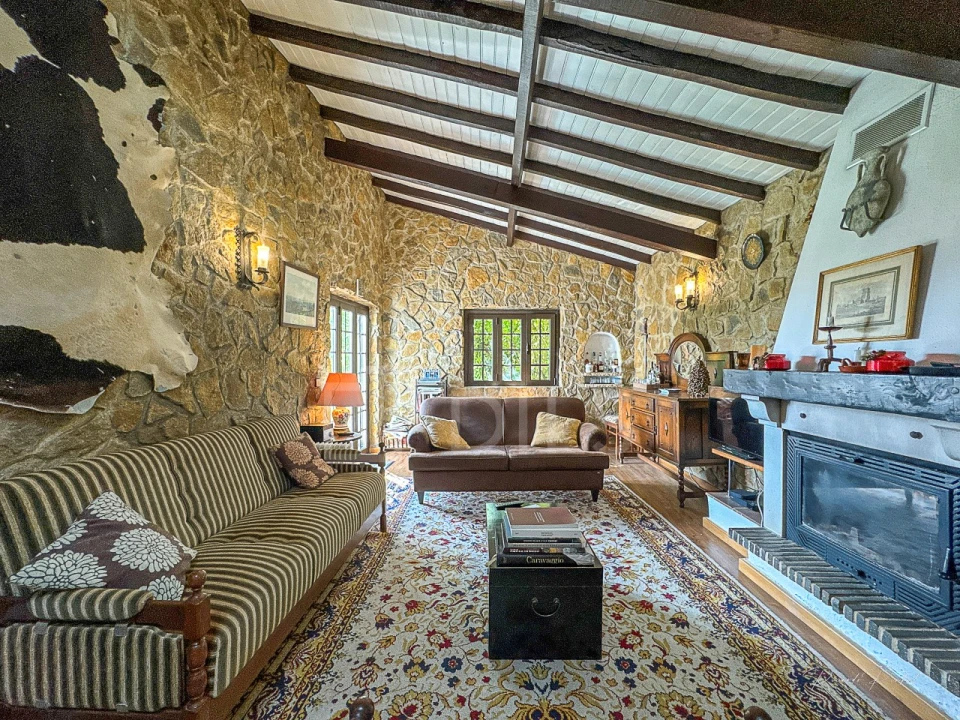 Moradia T2 para Venda em Carvoeira Foto 12