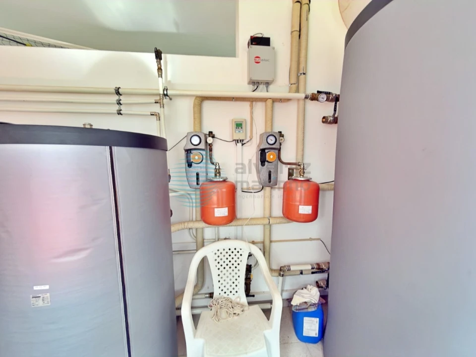 Moradia T7 para Venda em Atouguia da Baleia Foto 6