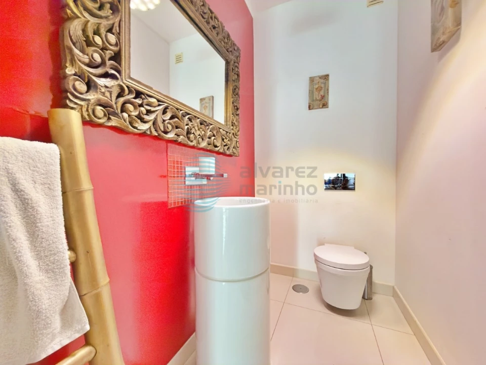 Moradia T7 para Venda em Atouguia da Baleia Foto 12