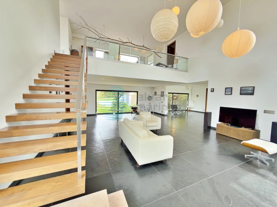 Moradia T7 para Venda em Atouguia da Baleia Foto 35