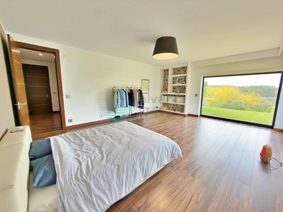 Moradia T7 para Venda em Atouguia da Baleia Foto 48