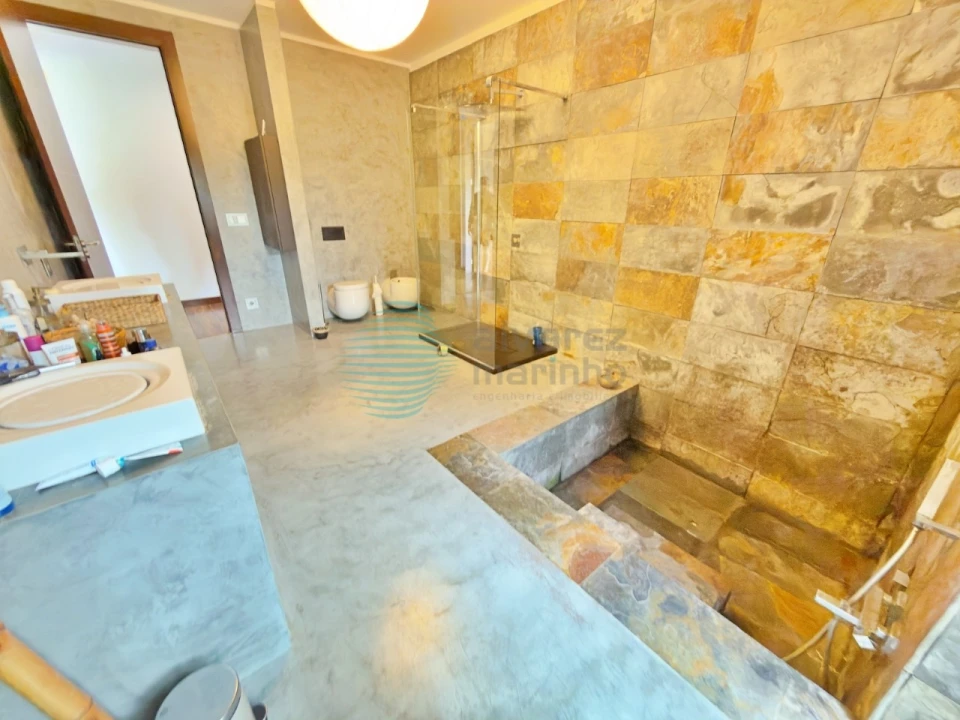 Moradia T7 para Venda em Atouguia da Baleia Foto 53